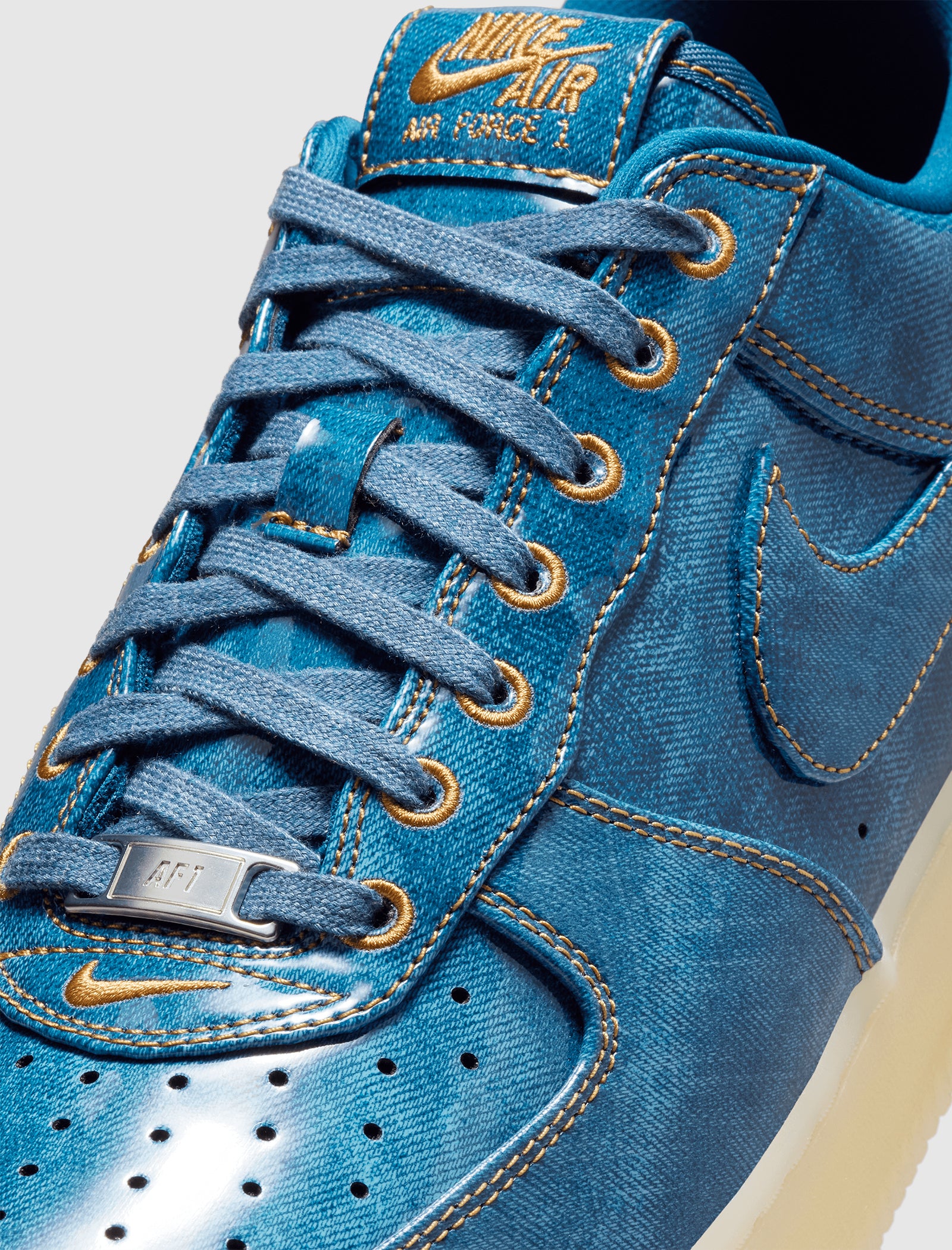 AIR FORCE 1 RETRO "COASTAL BLUE/COASTAL BLUE/NATURAL FLAX" - Image 2