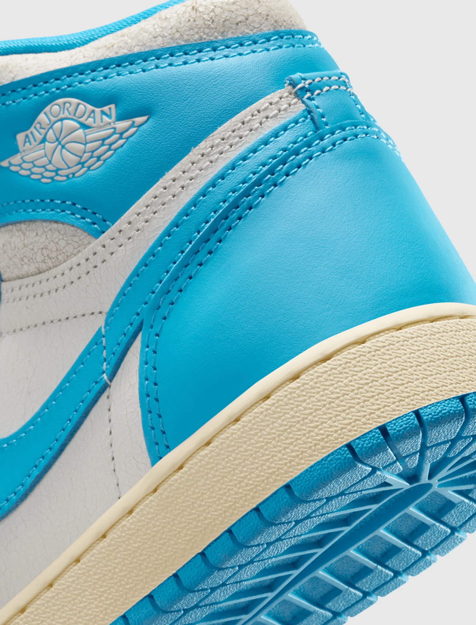 AIR JORDAN 1 HI OG REIMAGINED "UNC" GS - Image 3