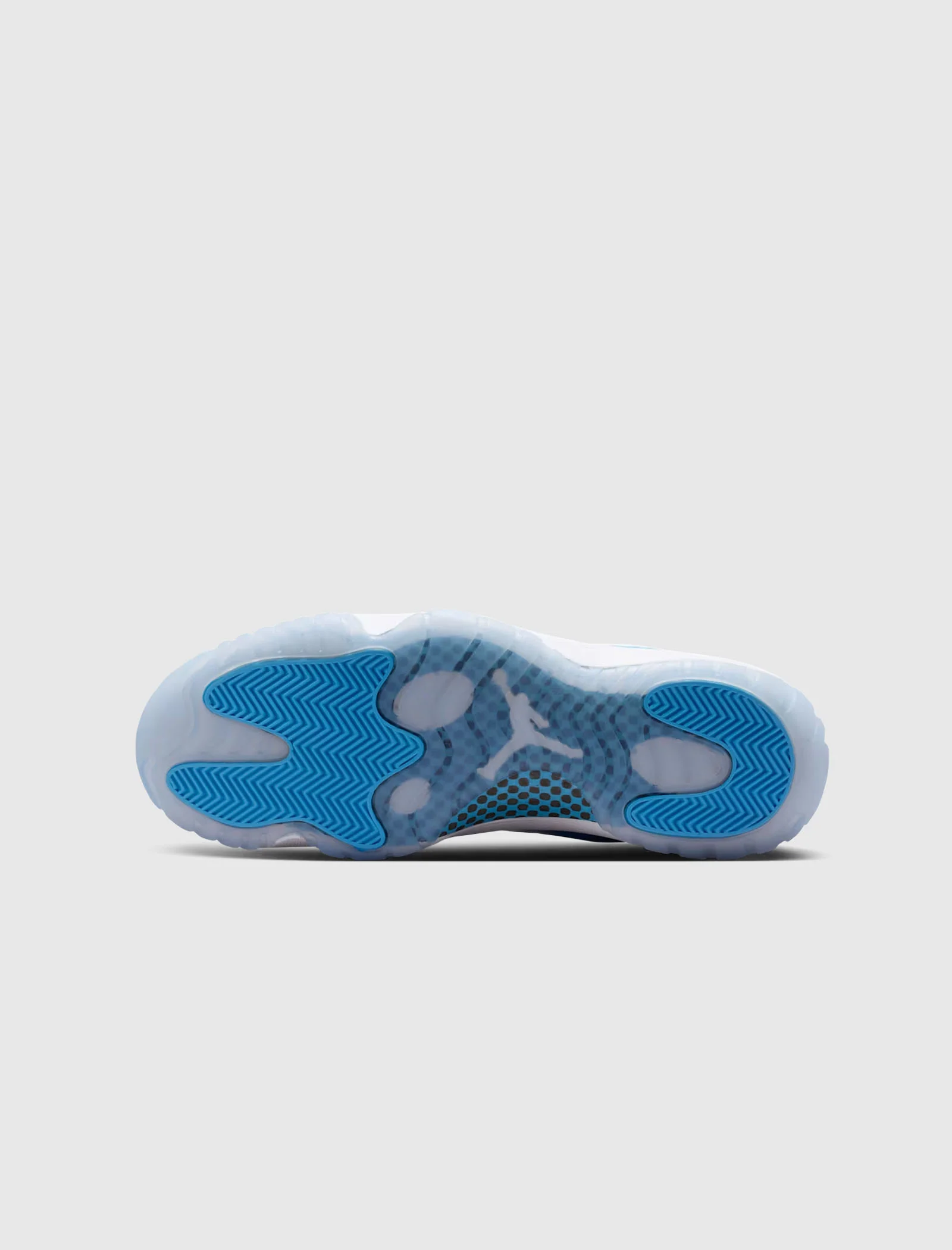 AIR JORDAN 11 RETRO LOW "WHITE/UNIVERSITY BLUE/BLACK" - Image 6