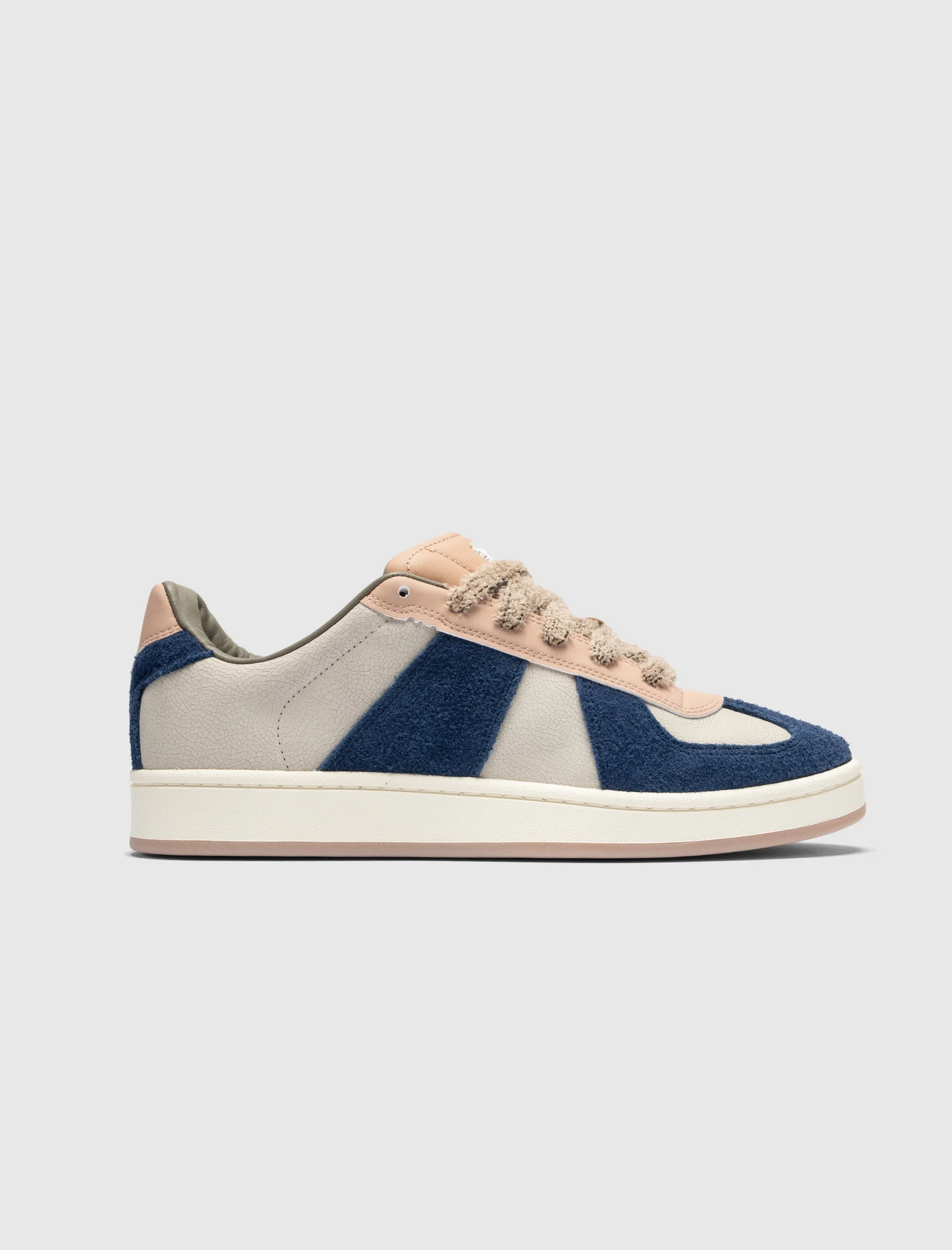 DO NOT DUPLICATE BW 00S "CLAY/NAVY"