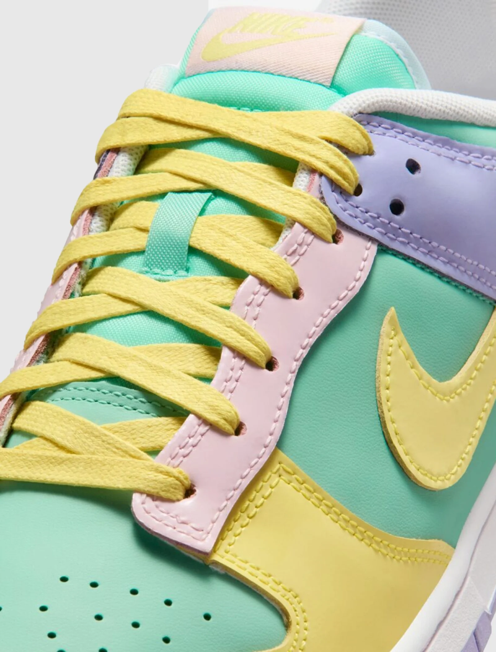 DUNK LOW RETRO "EASTER" - Image 2