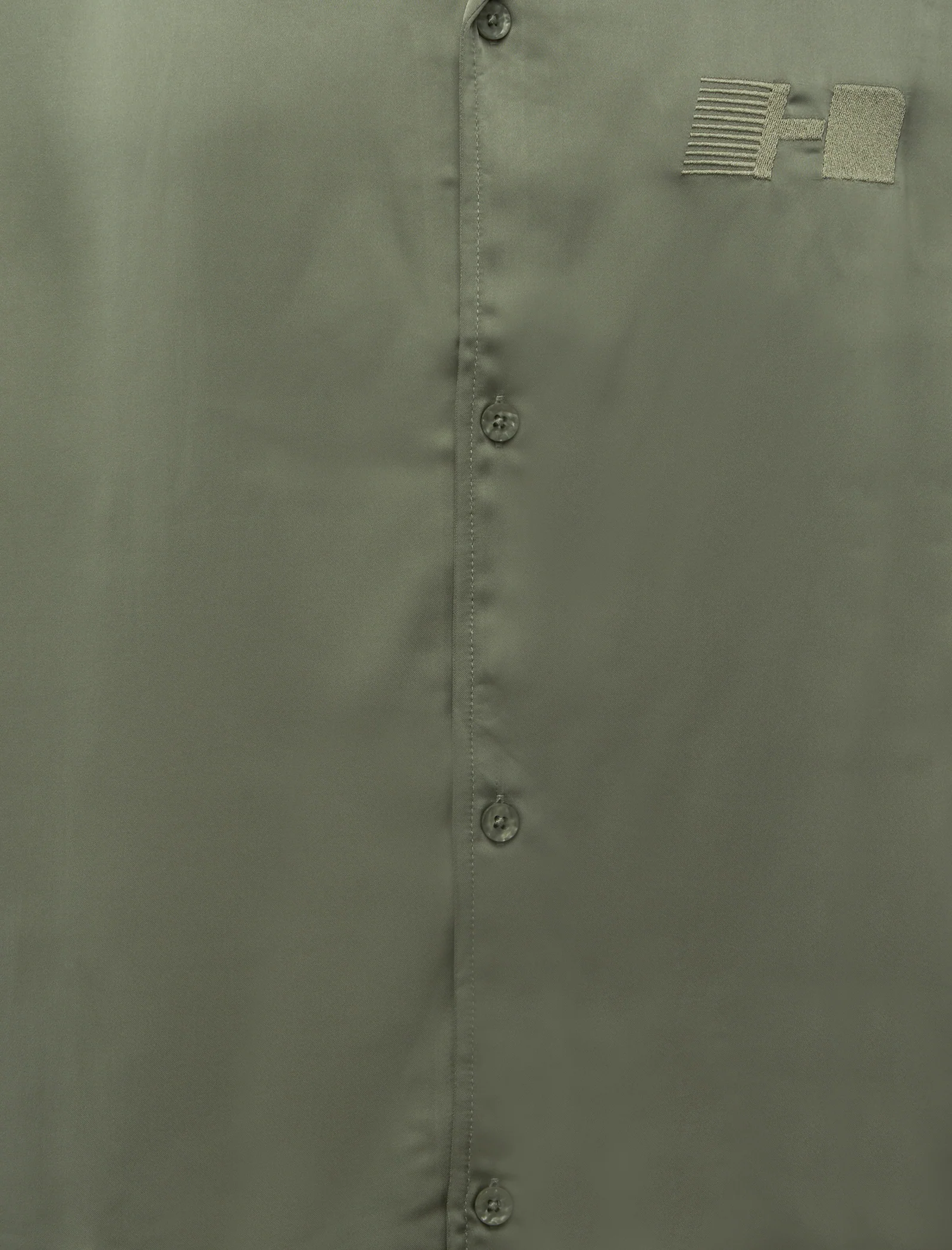 SATIN CHEST LOGO CAMP COLLAR - Image 2
