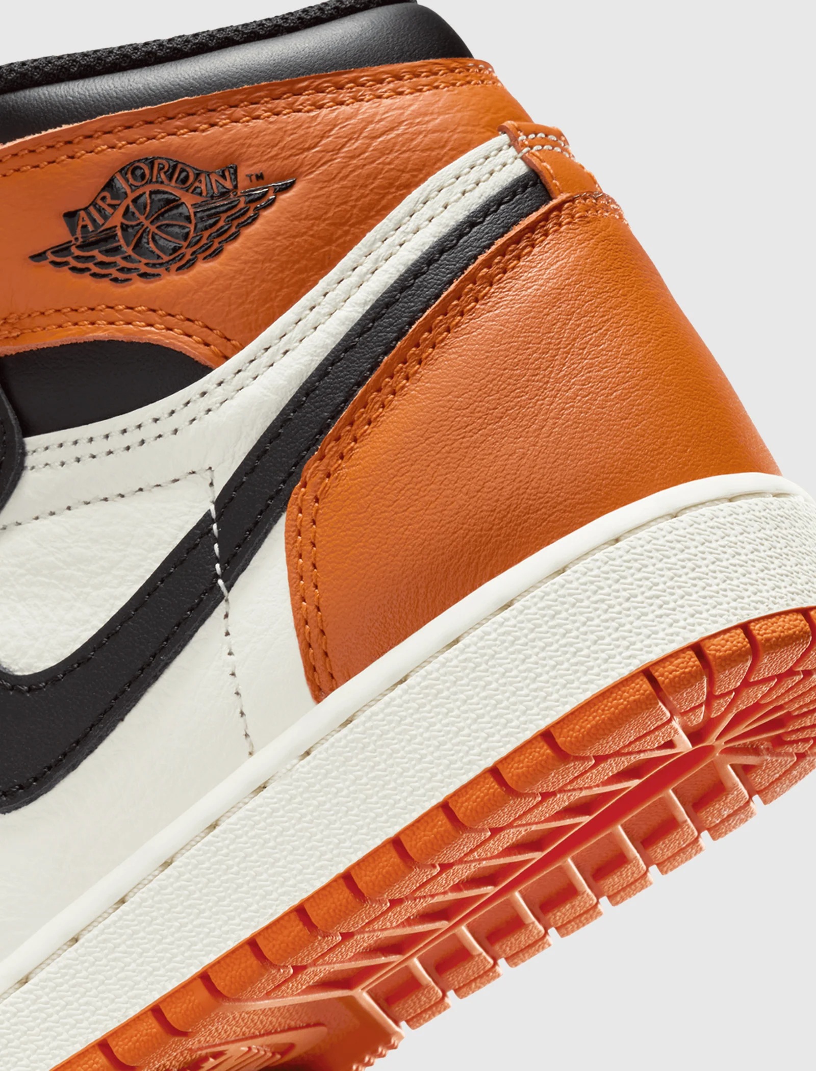 JORDAN 1 RETRO HIGH OG "SHATTERED BACKBOARD" GS - Image 3