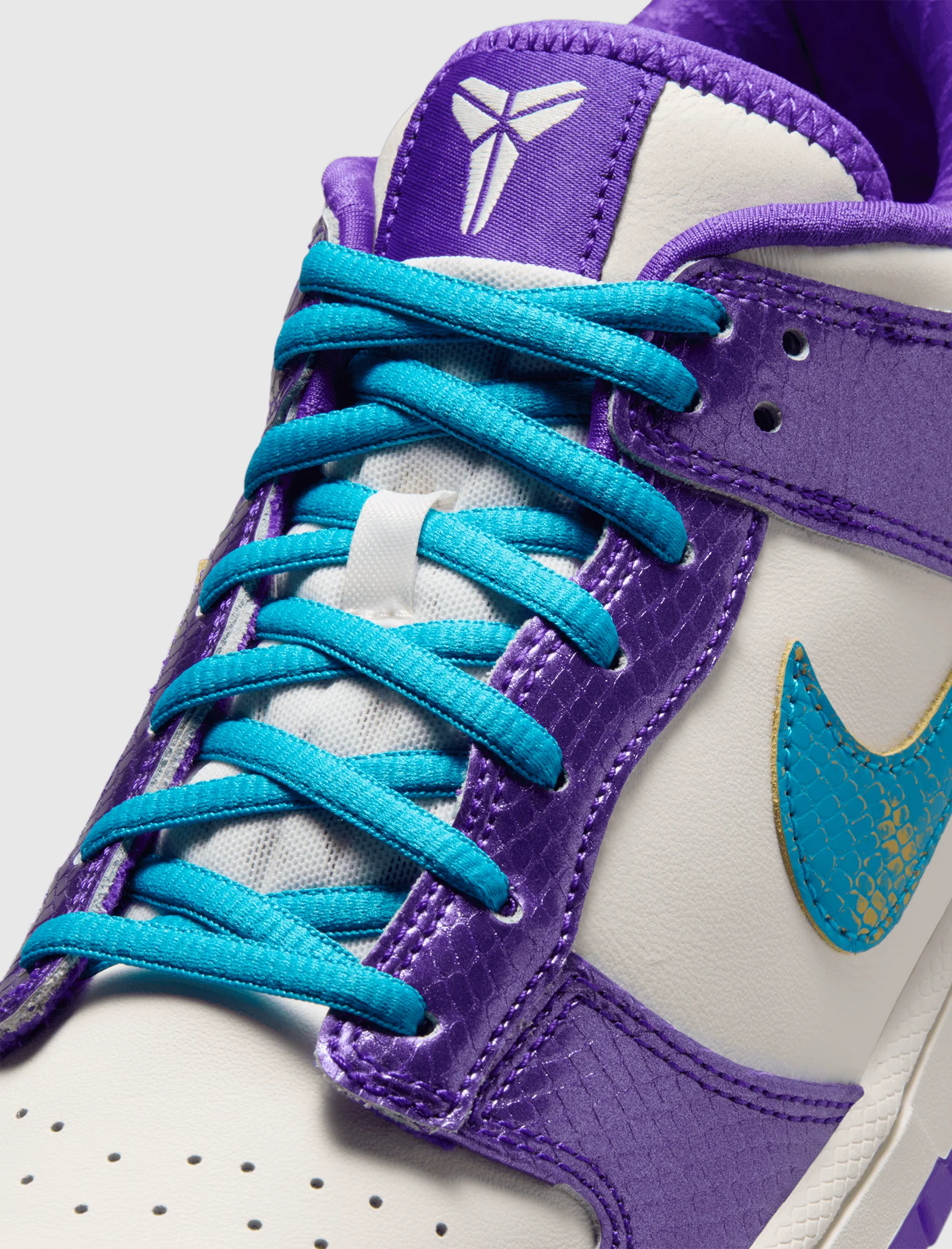 NIKE DUNK LOW PROTRO "DRAFT PACK: CHARLOTTE TO LA" - Image 2
