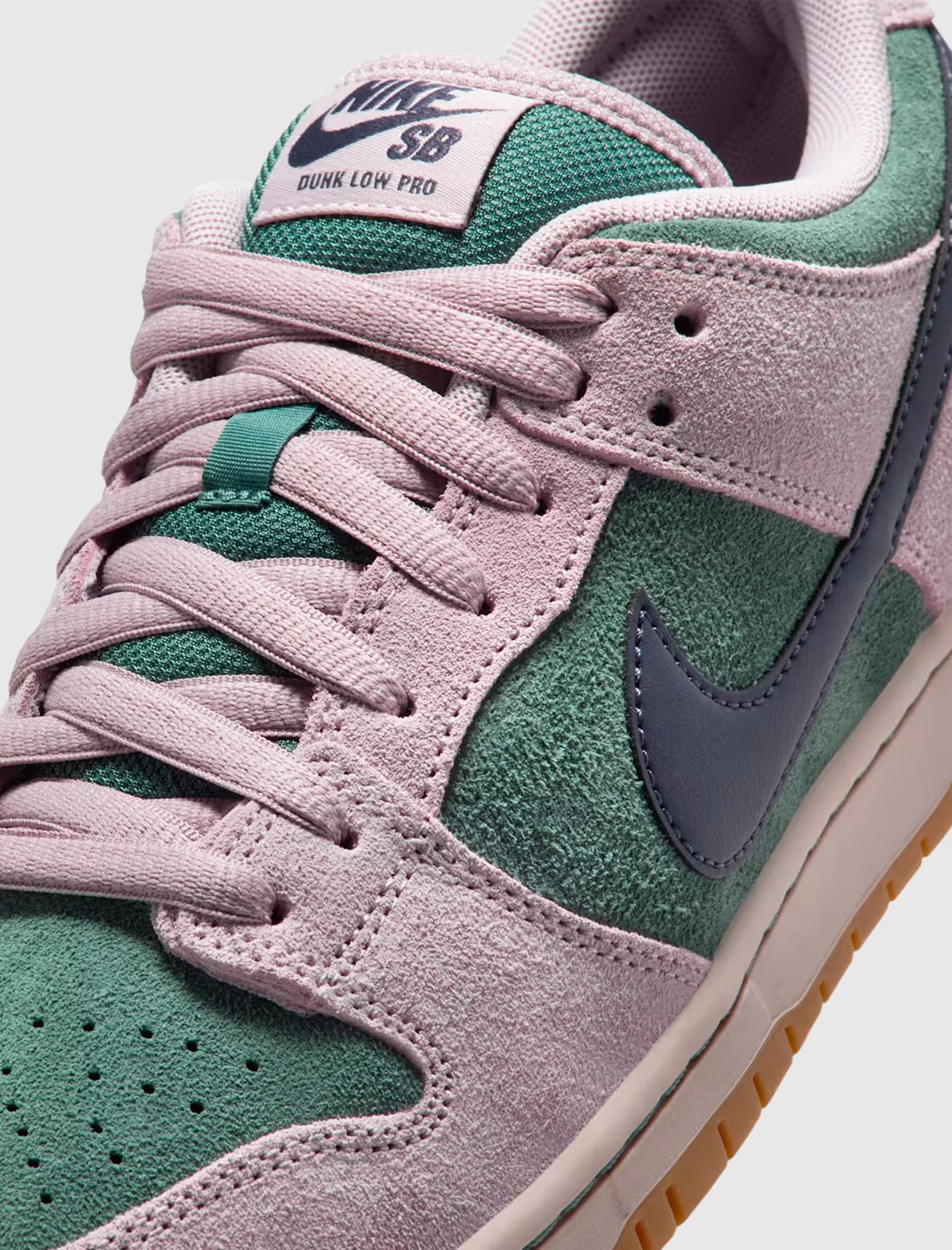 SB DUNK LOW PRO - Image 2