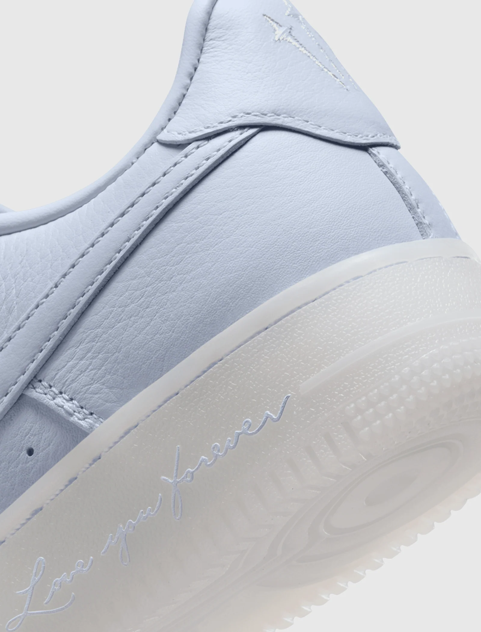 NOCTA AIR FORCE 1 "PALEST PURPLE/ COBALT TINT" GS - Image 3