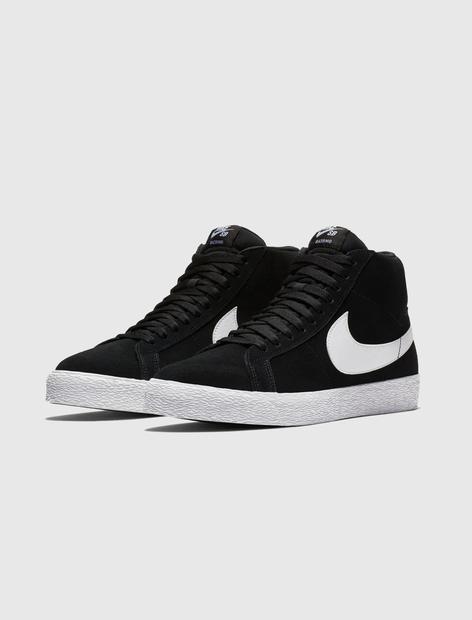 SB ZOOM BLAZER MID "BLACK/WHITE" - Image 2